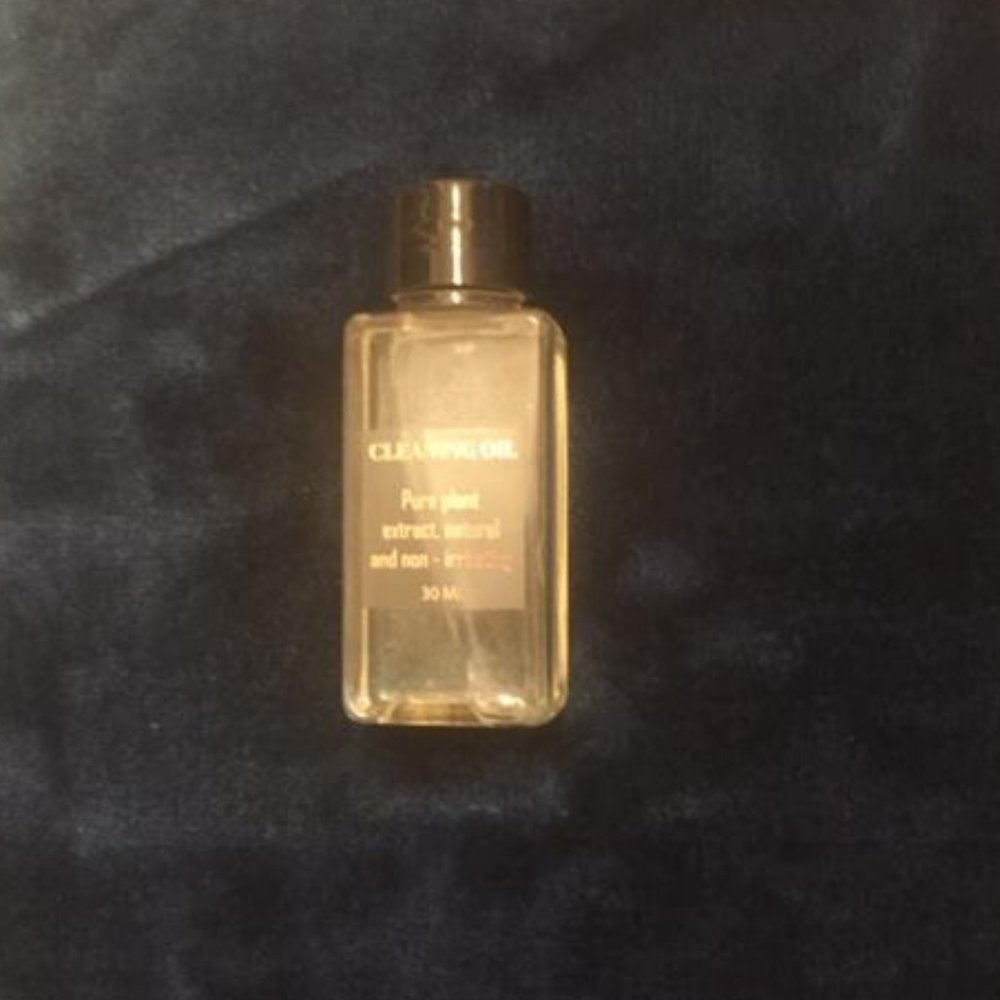 Magnetic Liner Cleansing Oil